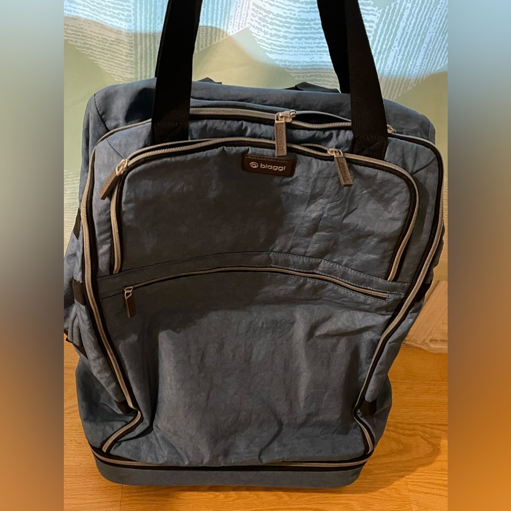 Biaggi Zipsak 22” Bag View 2